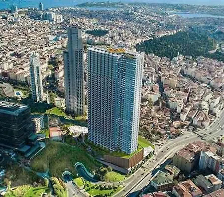 Lavish With 180 Ist View At 40f Gym Pool 89 Apartamento Istambul